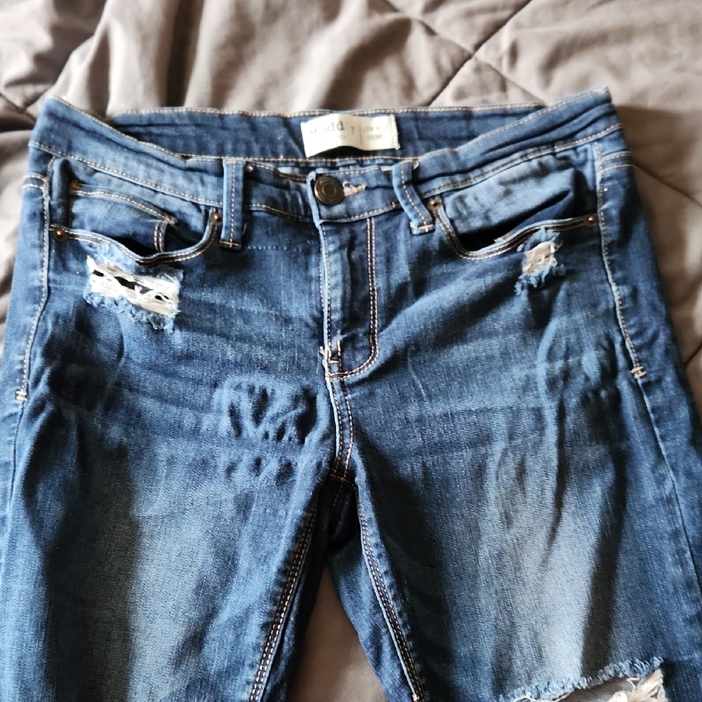 Mudd Skinny Blue Jeans Distressed Design